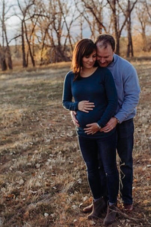 pregnancy | Kate and Chris' maternity photo | CU Rocky Mountain OB-GYN